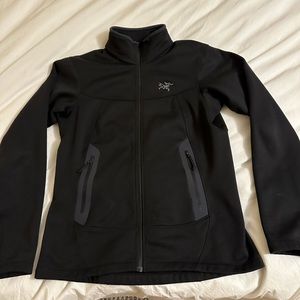 Arc’teryx Women’s Black Fleece Size Large